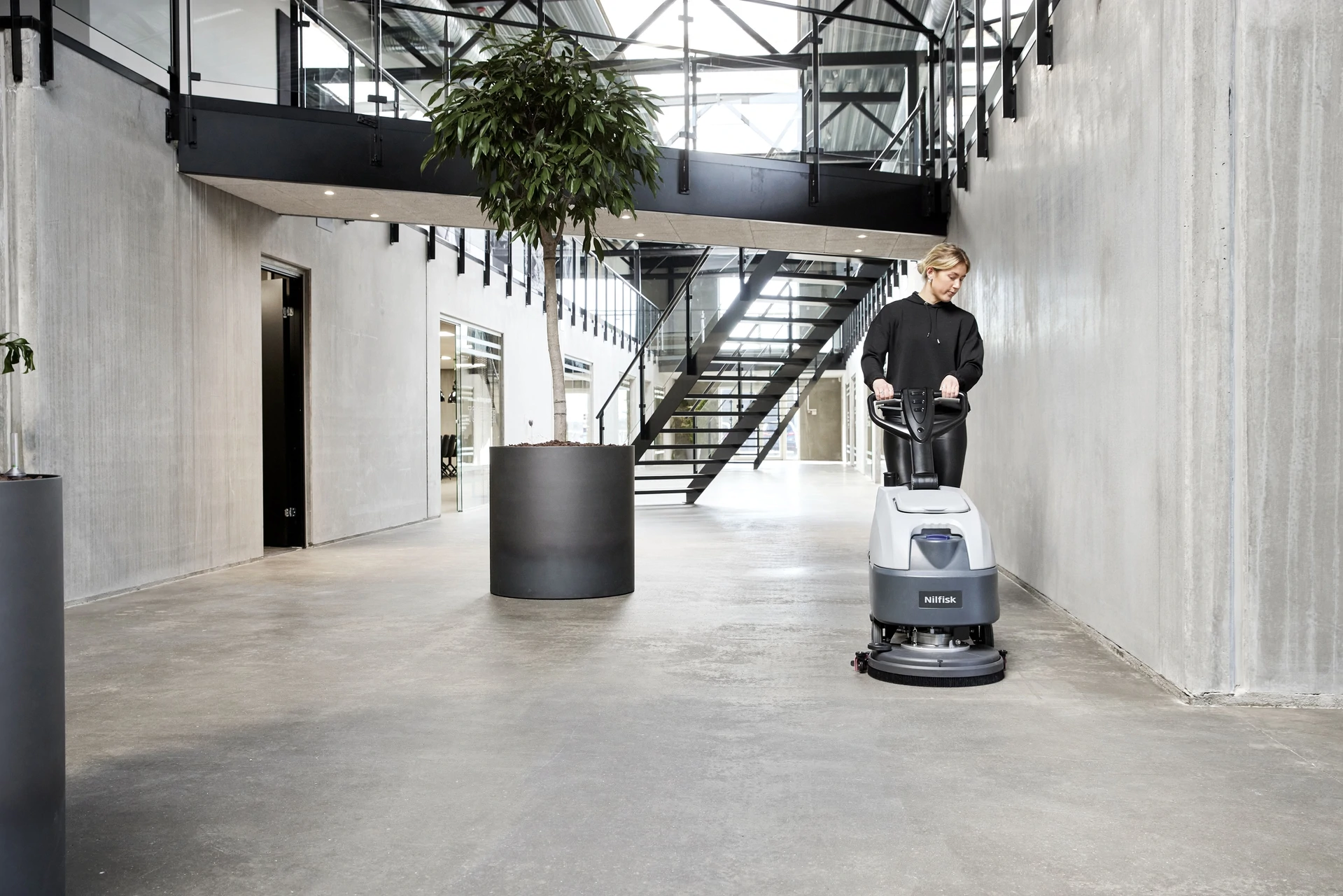 Nilfisk SC370 43B vista 3